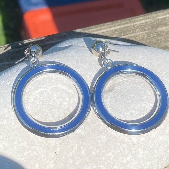 Vintage 80’s Circle Drop Earrings blue and silver tone lightweight - Picture 5 of 7